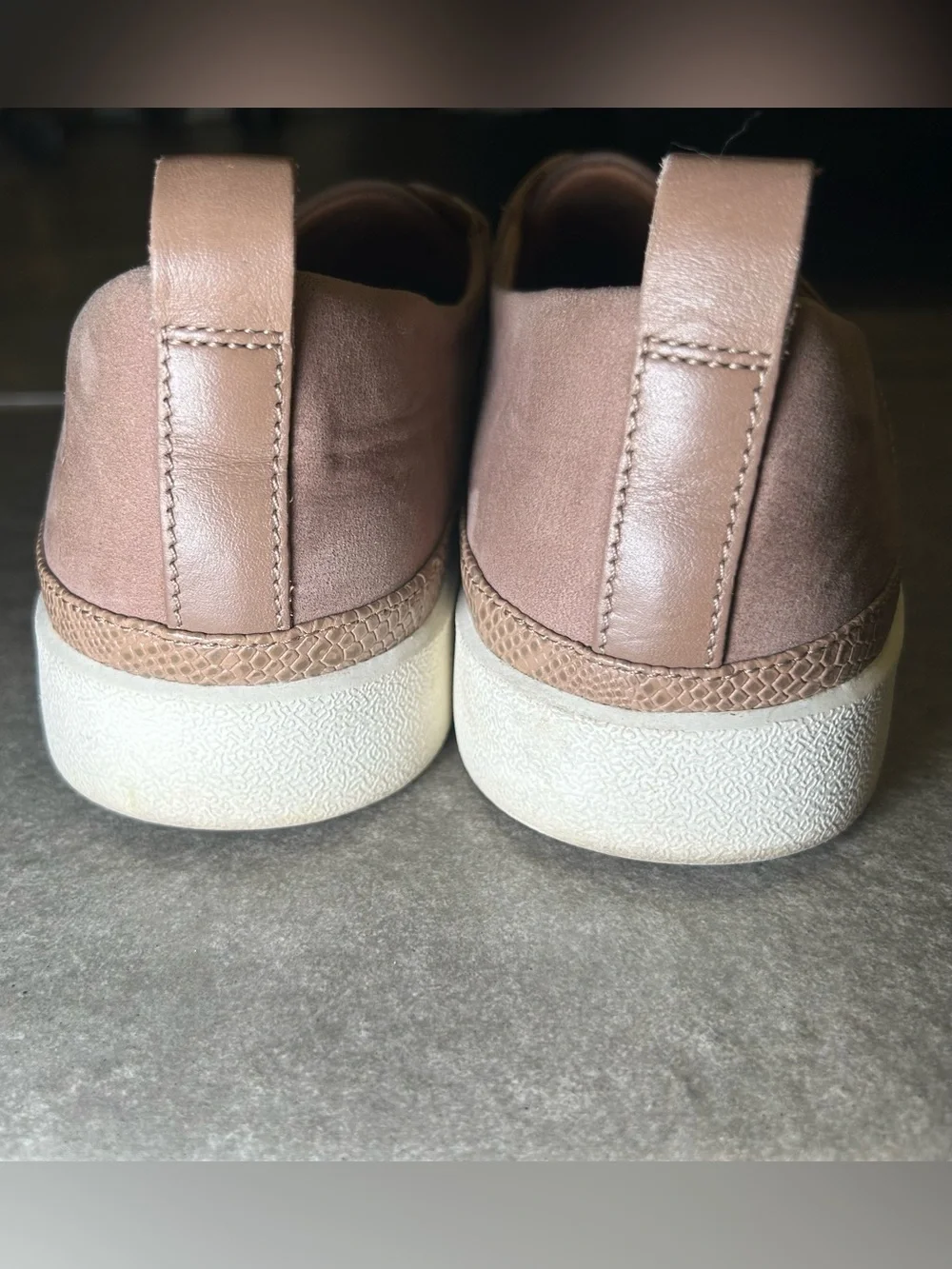 Vionic Zinah Neutral Leather Slip On Casual Comfort Sneakers Womens Shoe Size 10